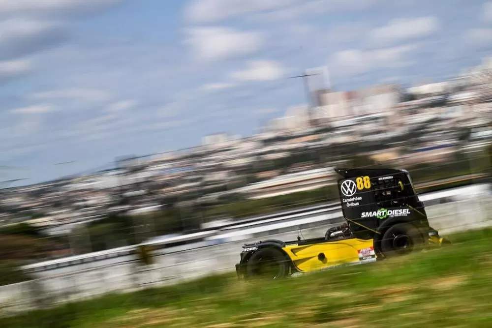 Pernambucano Beto Monteiro termina em quarto na classificação geral da Copa Truck