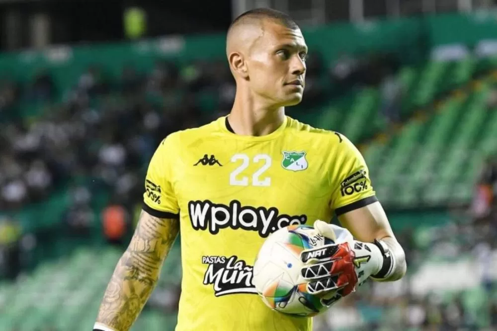 Náutico anuncia contratação do goleiro uruguaio Gastón Guruceaga