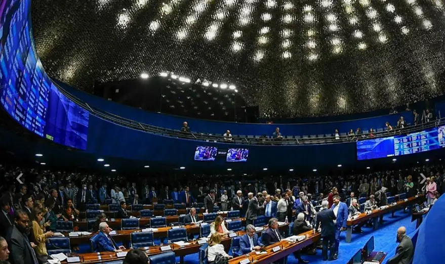 Senado vota projeto que prevê corte de incentivos e aumento de tributação de bets