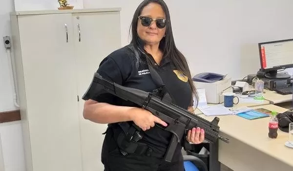Delegada Maria Selma, suspeita de cometer uma série de crimes, é demitida da Polícia Civil da Bahia