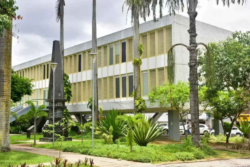 Prefeitura de Caruaru abre seleção com 250 vagas para área da educação inclusiva; confira vagas