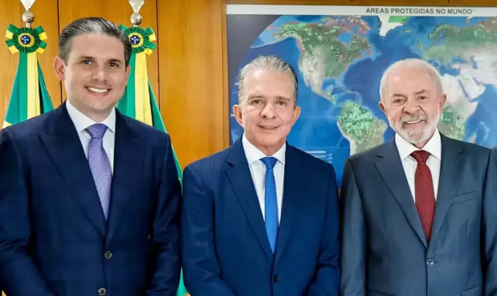 Motta se reaproxima de Lula, avaliza ministro e leva pai ao Planalto atrás de apoio