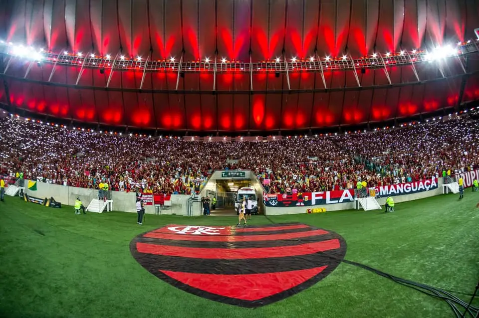 Flamengo anuncia receita recorde de R$ 2,1 bilhões em 2025 e fala de ‘risco SAF’