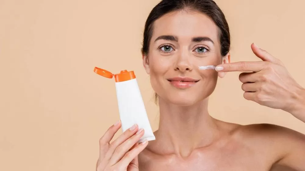 Como escolher o protetor com cor certo para sua pele?
