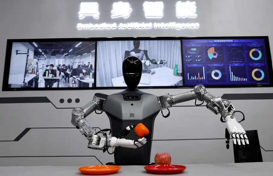 China divulga minuta de regras para regulamentar IA com interação semelhante à humana