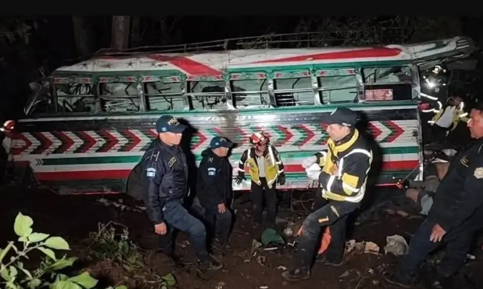 Acidente de ônibus na Guatemala deixa pelo menos 15 mortos e 19 feridos
