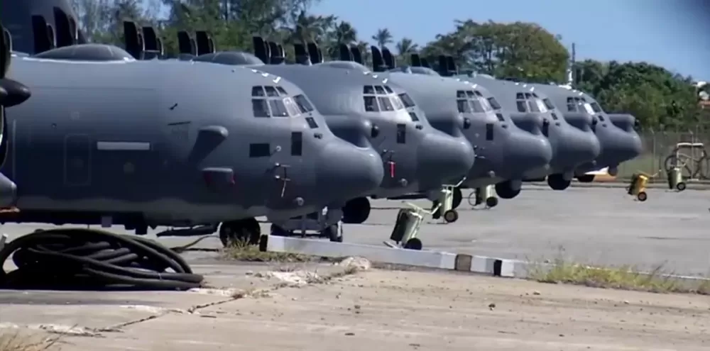 EUA enviam mais aviões militares a Porto Rico em meio à crise com Venezuela