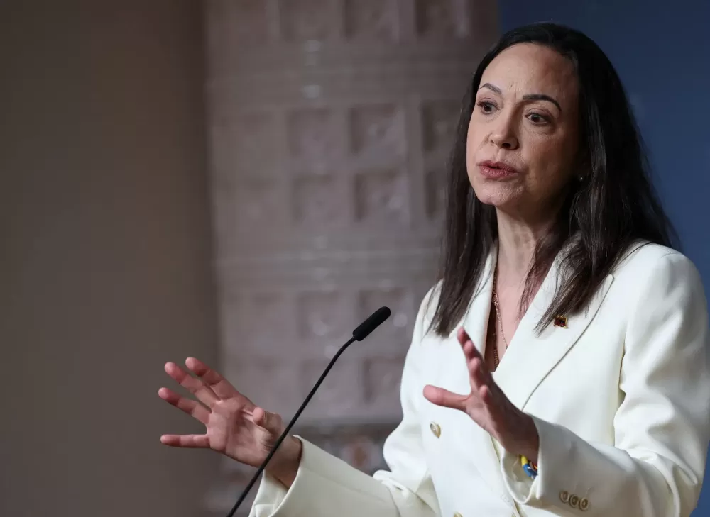 María Corina Machado diz que Edmundo González deve assumir presidência na Venezuela