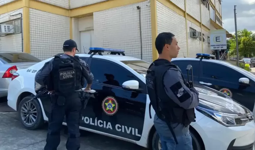 Quadrilha que furtava carros de luxo para vender para traficantes é pega pela polícia