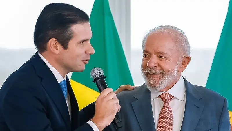 Lula faz aceno e cria instituto federal em reduto eleitoral de Hugo Motta