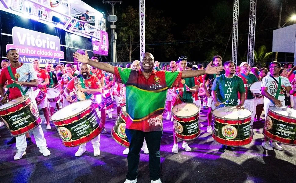 Coração e amor na avenida