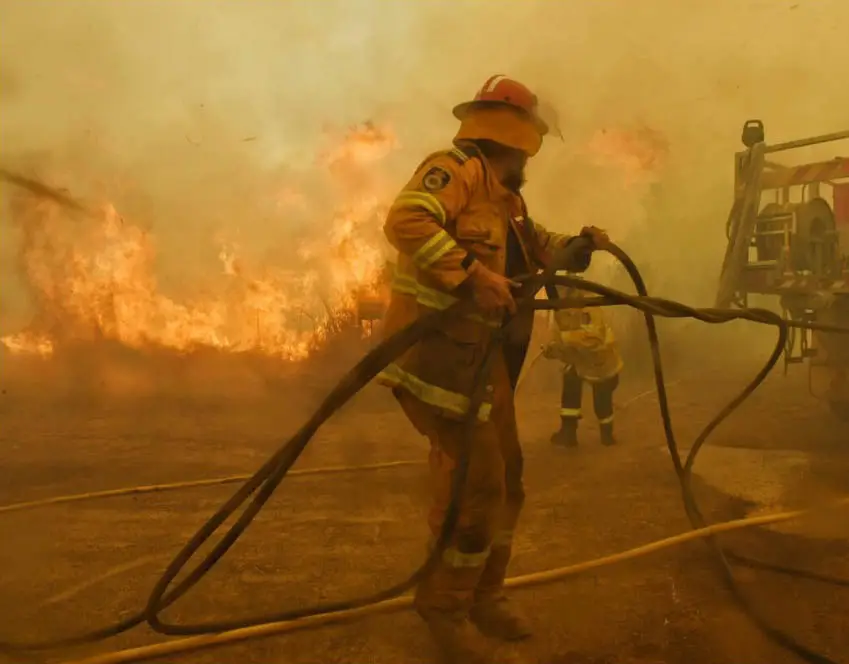 Austrália enfrenta incêndios catastróficos com temperaturas acima de 40°C