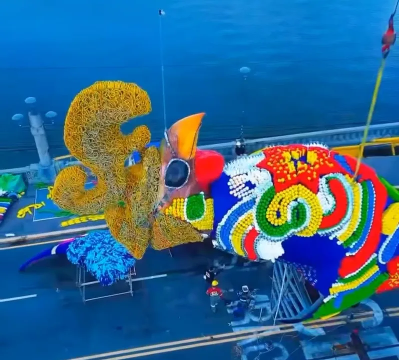 VÍDEO: Veja como ficou o Galo Gigante da ponte Duarte Coelho, no Centro do Recife