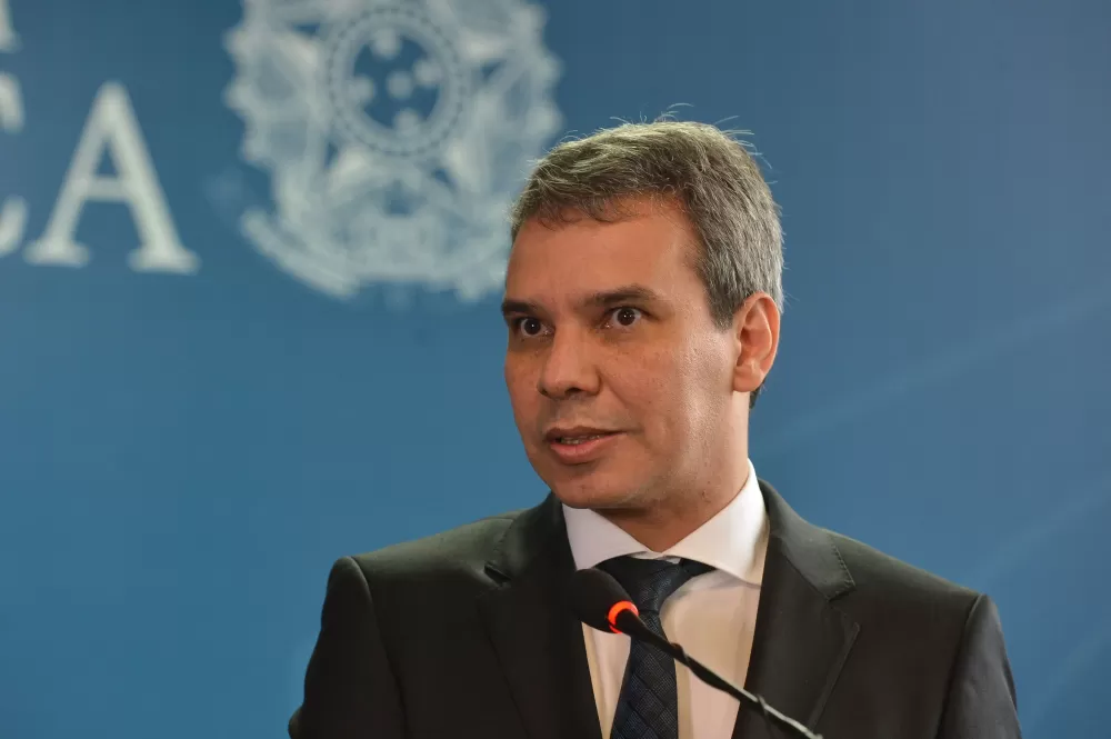 Ala baiana do governo pressiona por chefe do jurídico da Petrobras na Justiça