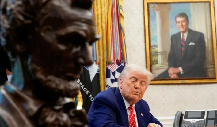 Trump e Musk juntos contra o apagão digital no Irã? Presidente apelará ao dono da Starlink