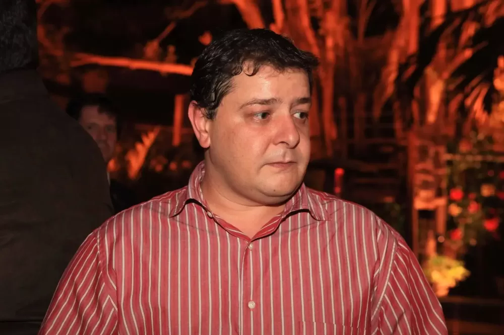 Novo pede ao STF apreensão do passaporte de Lulinha em apuração sobre fraudes no INSS