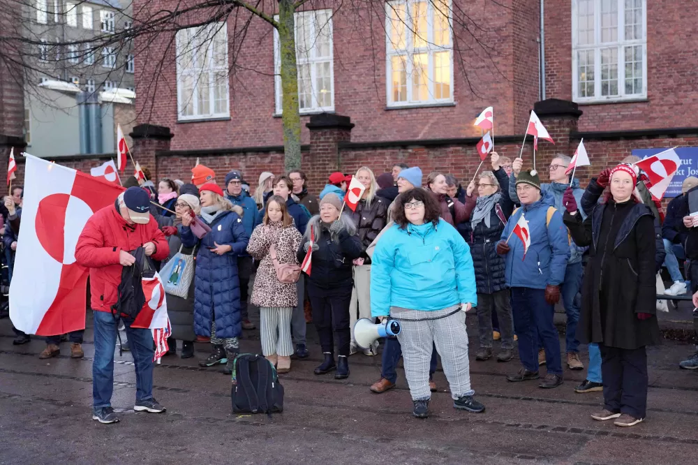 EUA e Dinamarca encerram reunião sobre Groenlândia sem acordo e com posições opostas