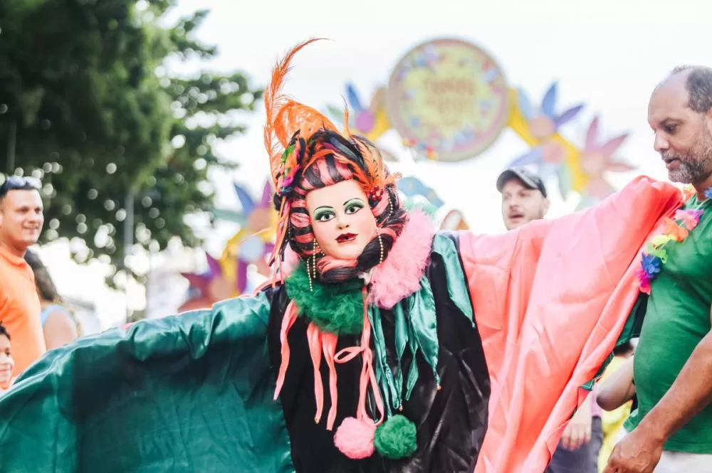Prefeitura abre inscrição para artesãs interessadas em trabalhar na Central do Carnaval