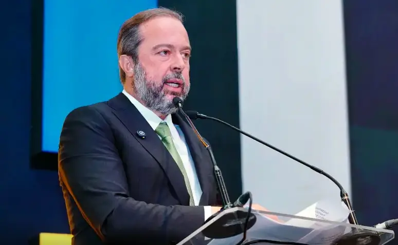 Silveira encontra Grupo Sany na China para tratar de oportunidades de cooperação