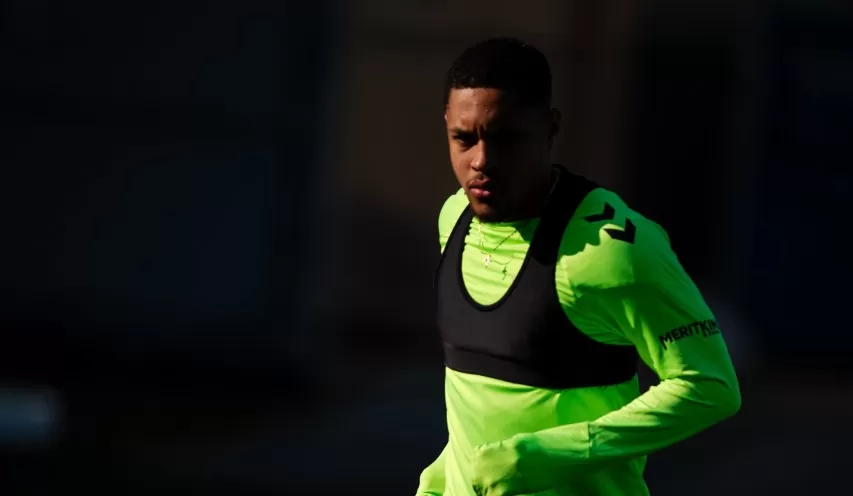 Palmeiras suspende a compra do atacante Vitor Roque por veto de LaLiga