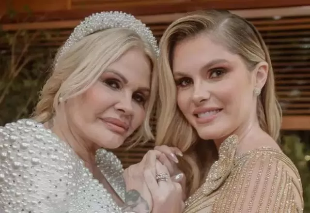 Monique Evans fala sobre relação com a filha: “Bloqueada”