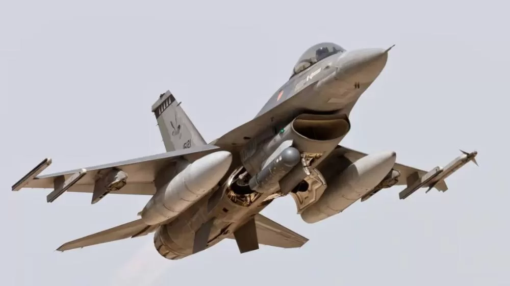 Caças F-16 entram na fase final de preparação e já têm previsão para voos de treinamento em Córdoba