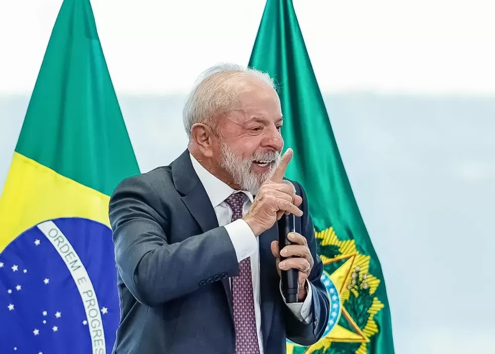Lula diz que Bolsonaro trouxe ‘cassino para dentro das casas’ dos brasileiros