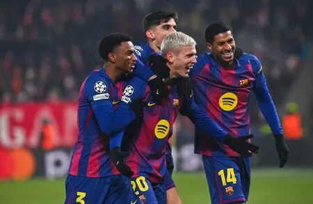 Barcelona vira diante do Slavia Praga e fica perto de vaga direta às oitavas da Champions