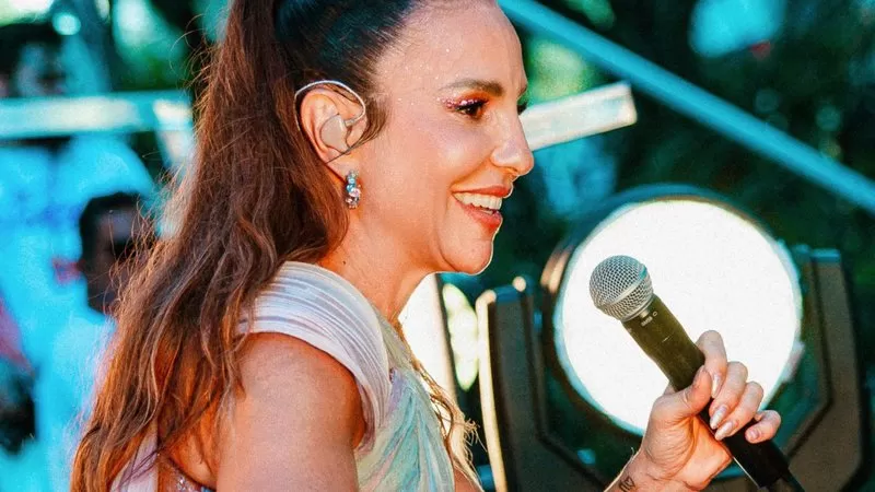 Além do Rio, Ivete Sangalo comanda bloco no Carnaval de São Paulo pela primeira vez