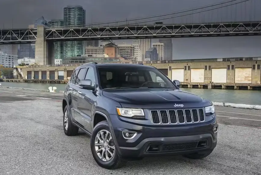 Stellantis anuncia recall de modelos da Jeep e da Dodge; saiba quais