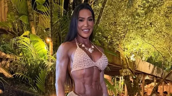 Gracyanne Barbosa posta foto romântica com affair na academia: 'Meu hiperfoco'.