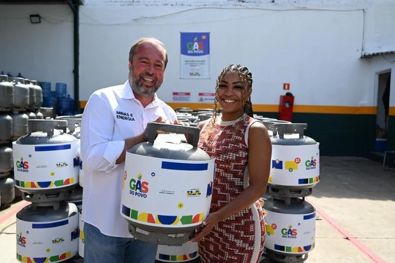 950 mil novas famílias passam a ter acesso ao Gás do Povo; entenda