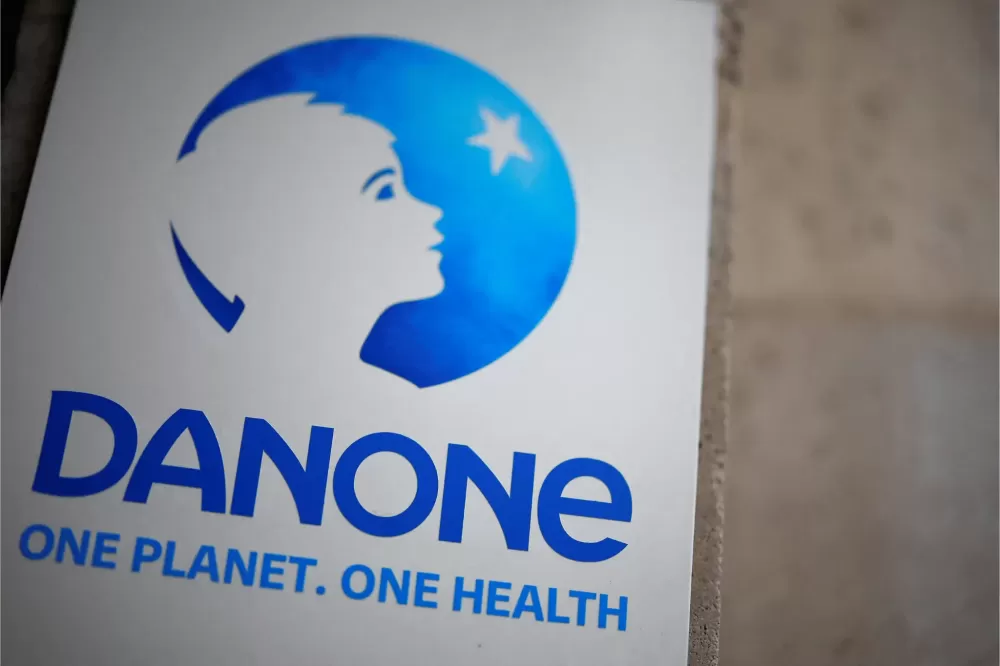 Danone faz recall de fórmula infantil após alerta de autoridades de Cingapura