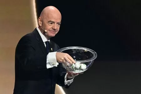 Presidente da Fifa: importante nos eventos de futebol é unir o mundo
