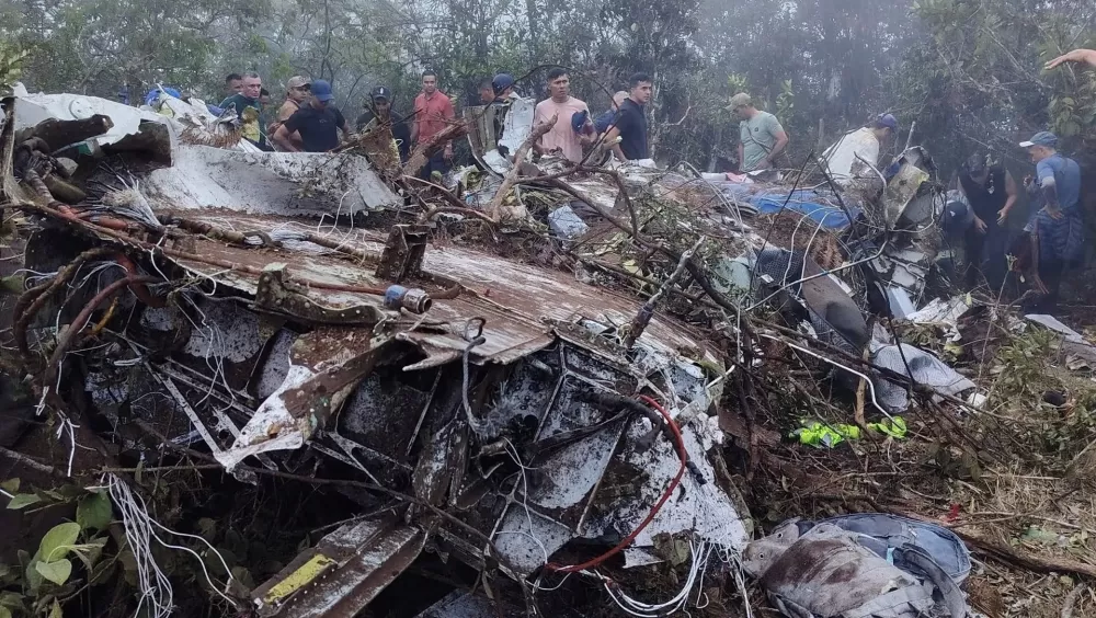 Acidente aéreo na Colômbia mata 15 pessoas, incluindo político local