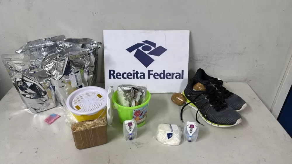 Receita Federal apreende R$480 mil em cocaína. Droga seria enviada pelos Correios