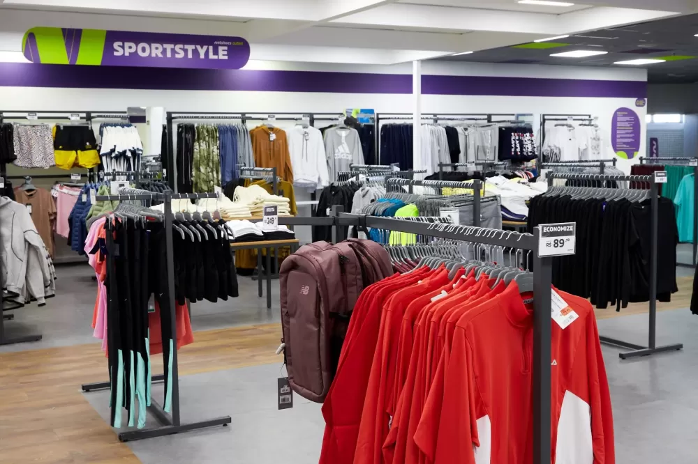 Netshoes inaugura loja física outlet em São Paulo de olho em lifestyle esportivo