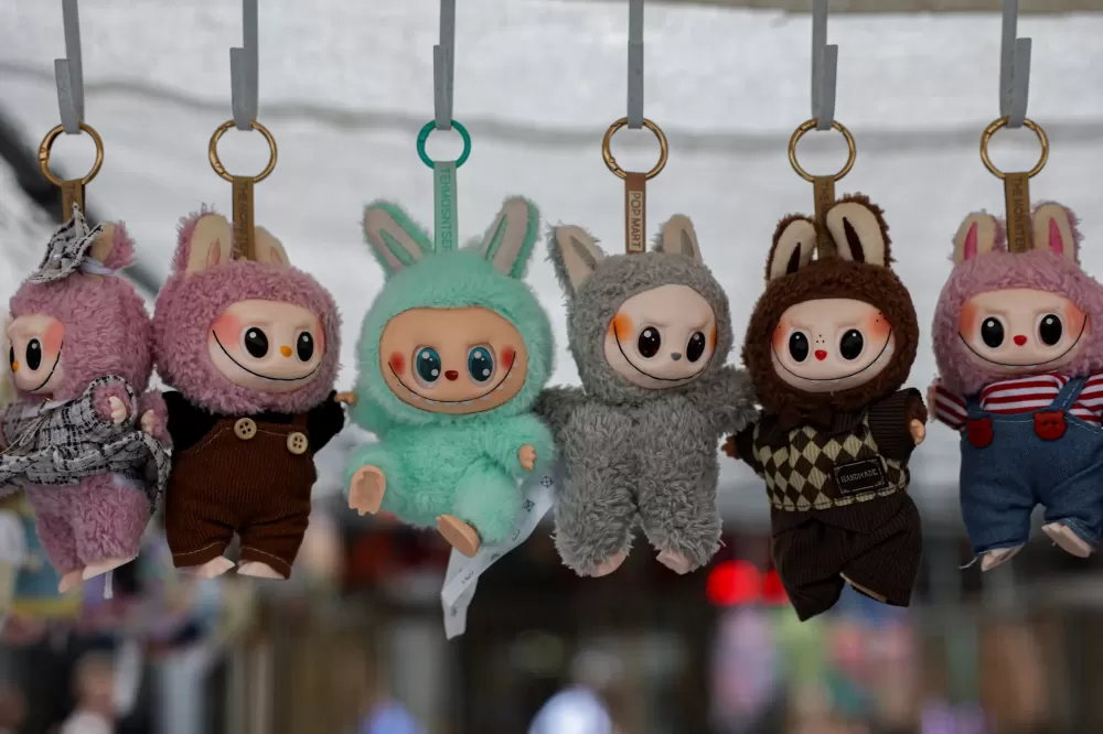 Fabricante chinesa do Labubu escolhe sede europeia e prevê abertura de sete lojas