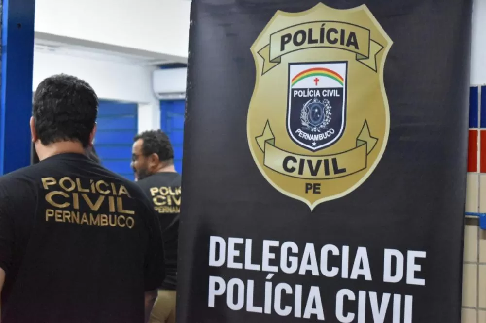 Mulher é assassinada a tiros em Petrolina e ataque deixa três homens feridos
