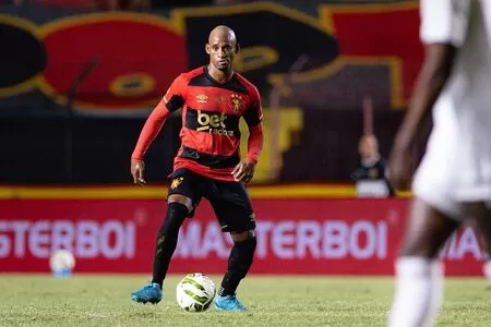Sport anuncia venda de Rafael de Jesus para o futebol da Armênia