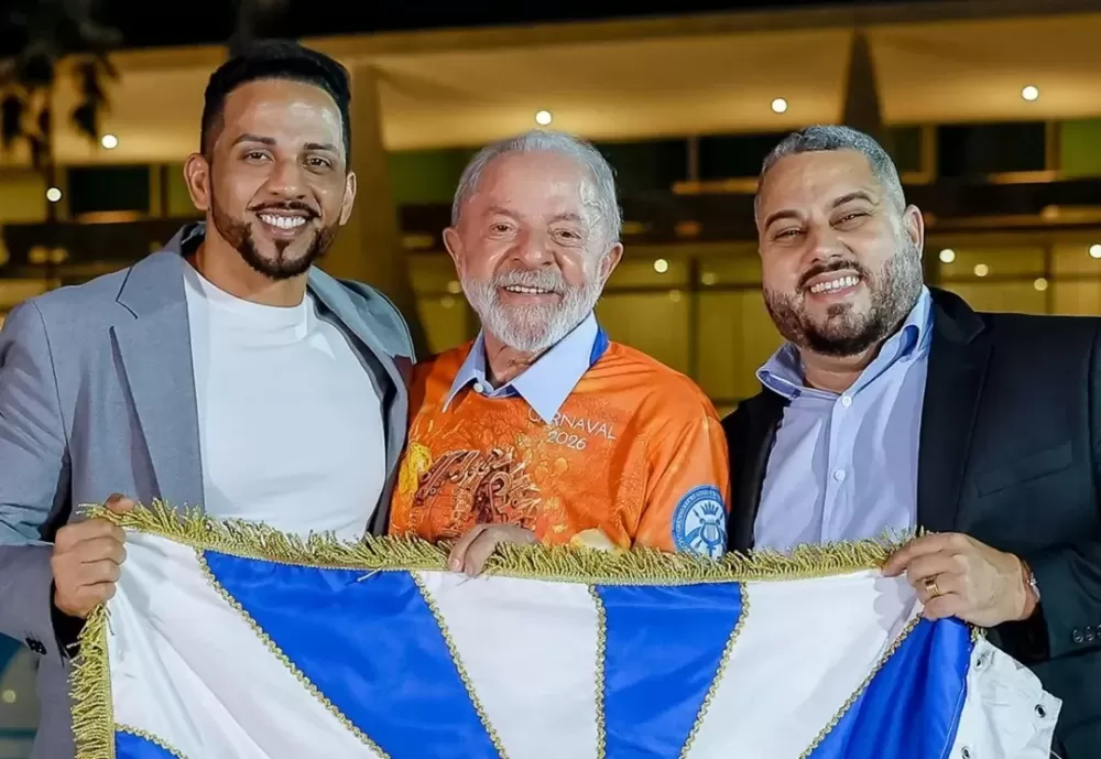 Justiça extingue ação contra desfile da Acadêmicos de Niterói que homenageia Lula