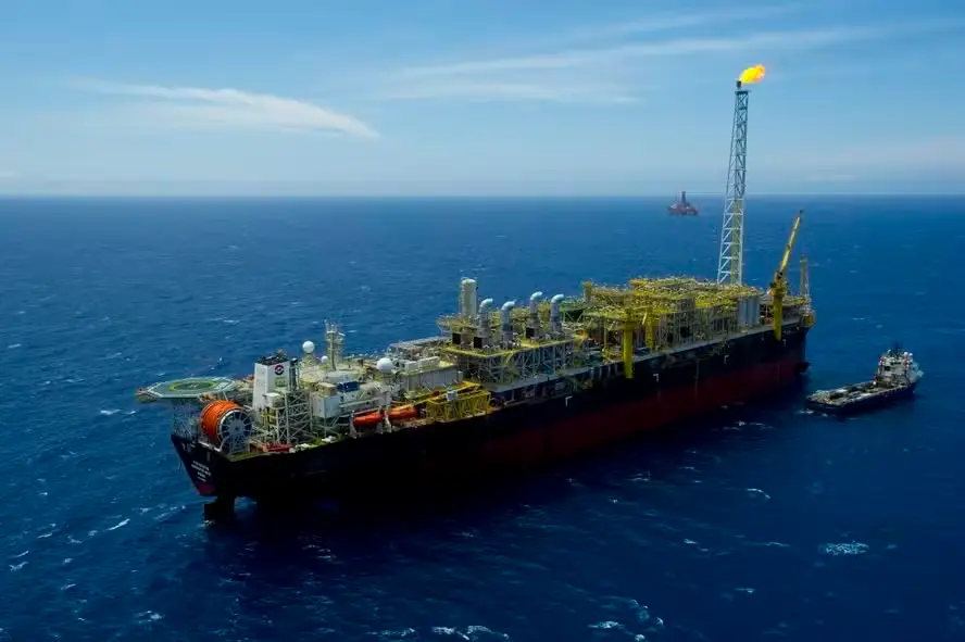 Governo autoriza 18 novos blocos do pré-sal para leilão que pode arrecadar R$ 3,2 bi