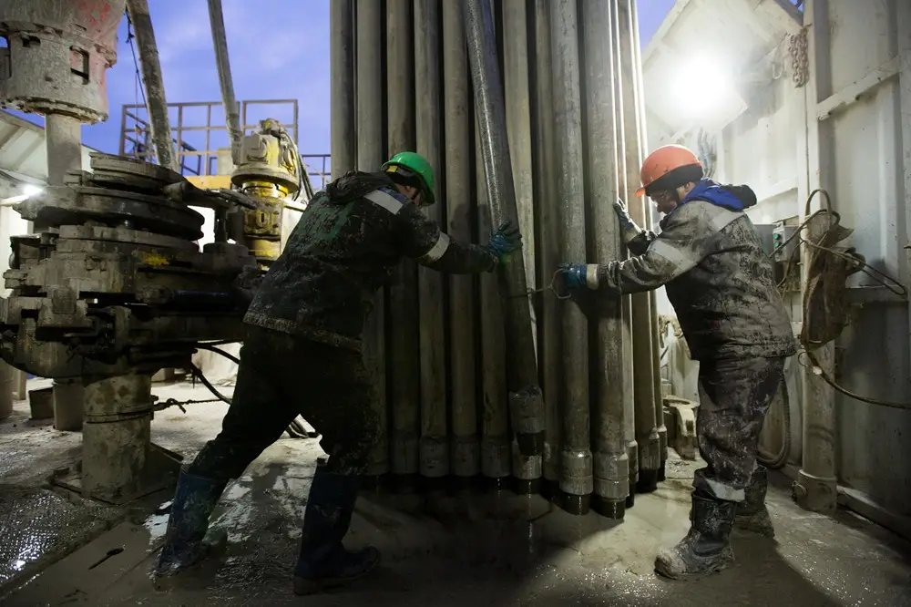 Rússia cogita voltar ao sistema do dólar em pacote econômico desenhado para Trump