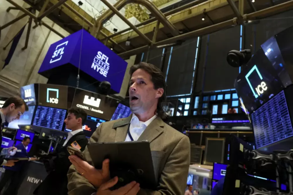 Temores sobre disrupção com IA voltam e abalam mercados