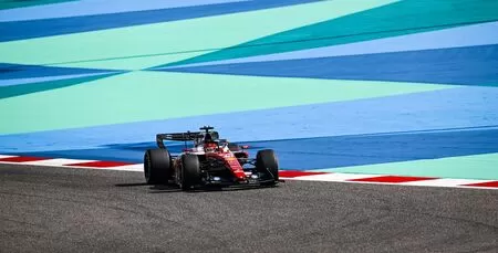 Leclerc domina treinos da pré-temporada de F-1 e faz melhor tempo no Bahrein; Bortoleto é 6º