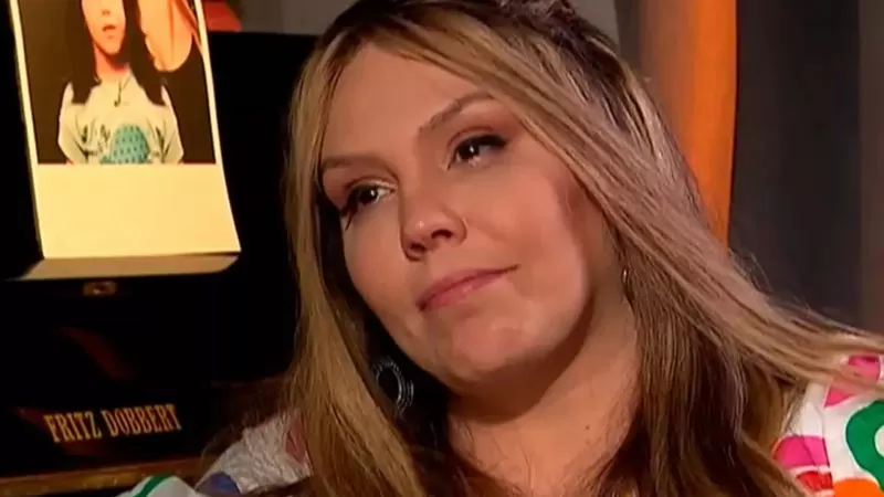 Simony vira alvo de ação judicial por dívida com hospital.