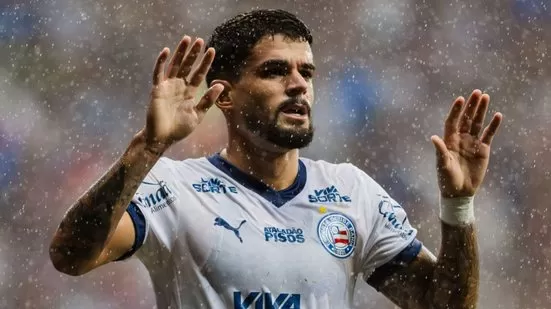 Vaias da torcida do Bahia pesou na saída de Cauly; entenda