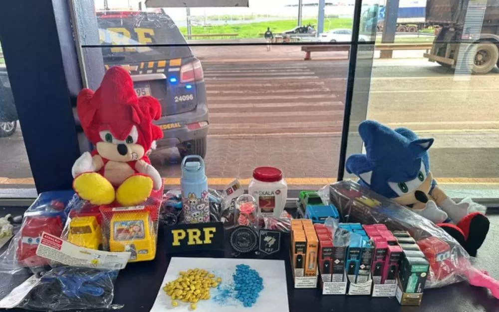 PRF apreende adolescente com mais de 600 comprimidos de ecstasy dentro de pelúcias em MT