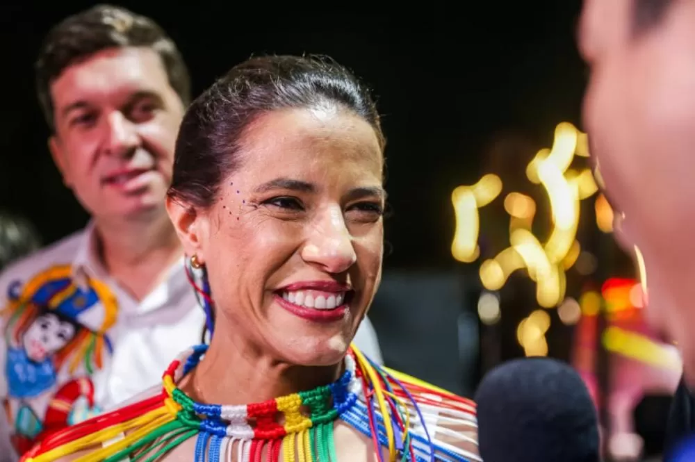 “O carnaval mais democrático do Brasil”, diz Raquel Lyra em Olinda