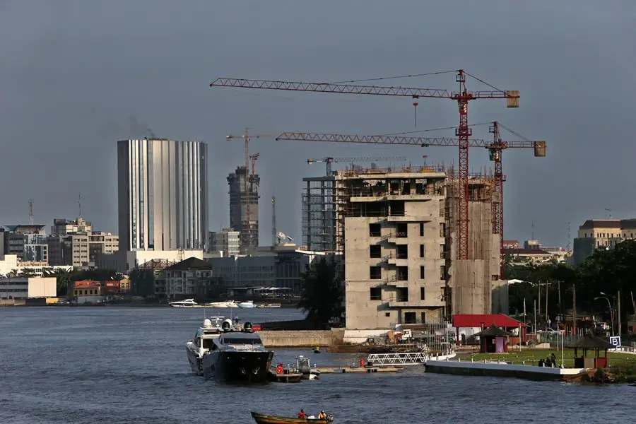 Grupo armado mata pelo menos 30 no noroeste da Nigéria, dizem moradores.